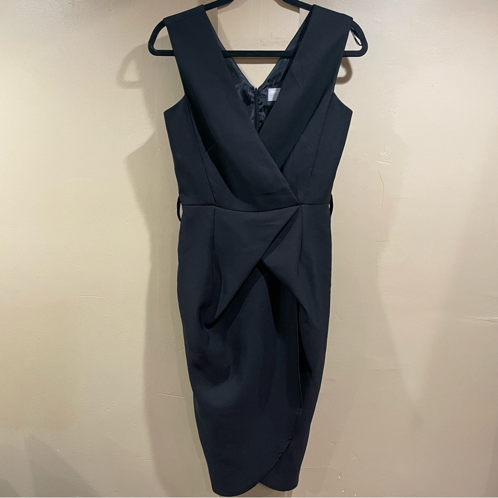 ✨ASOS Tulip Hem Black Dress